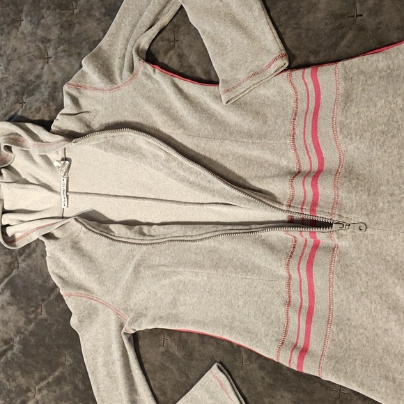 One step up one piece jogger - Picture 6 of 11